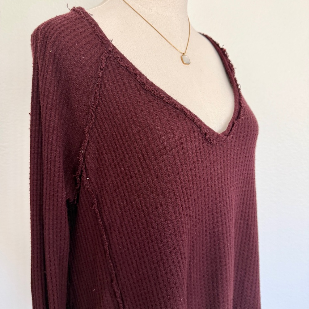 โฅ๏ธ FP Maroon Red Laguna Thermal Waffle Knit Long-Sleeve Tunic Top w/ Thumbholes - Picture 6 of 16